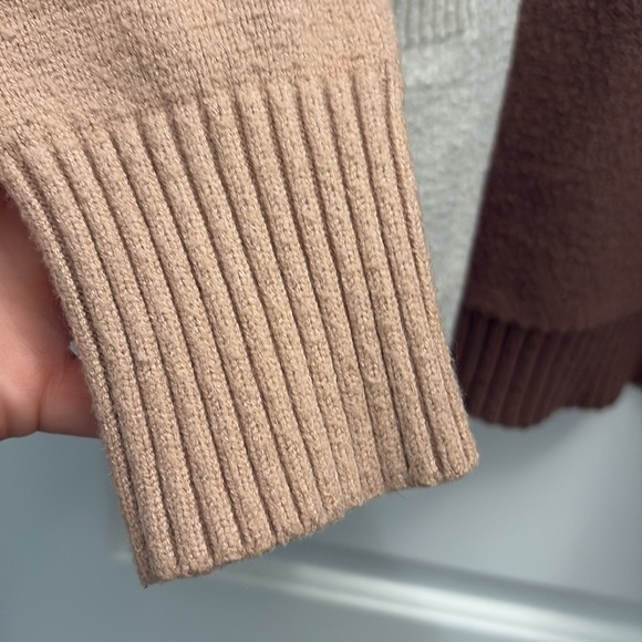 MINE Color Block Long Sleeve Sweater Cardigan Size Small - Picture 6 of 9